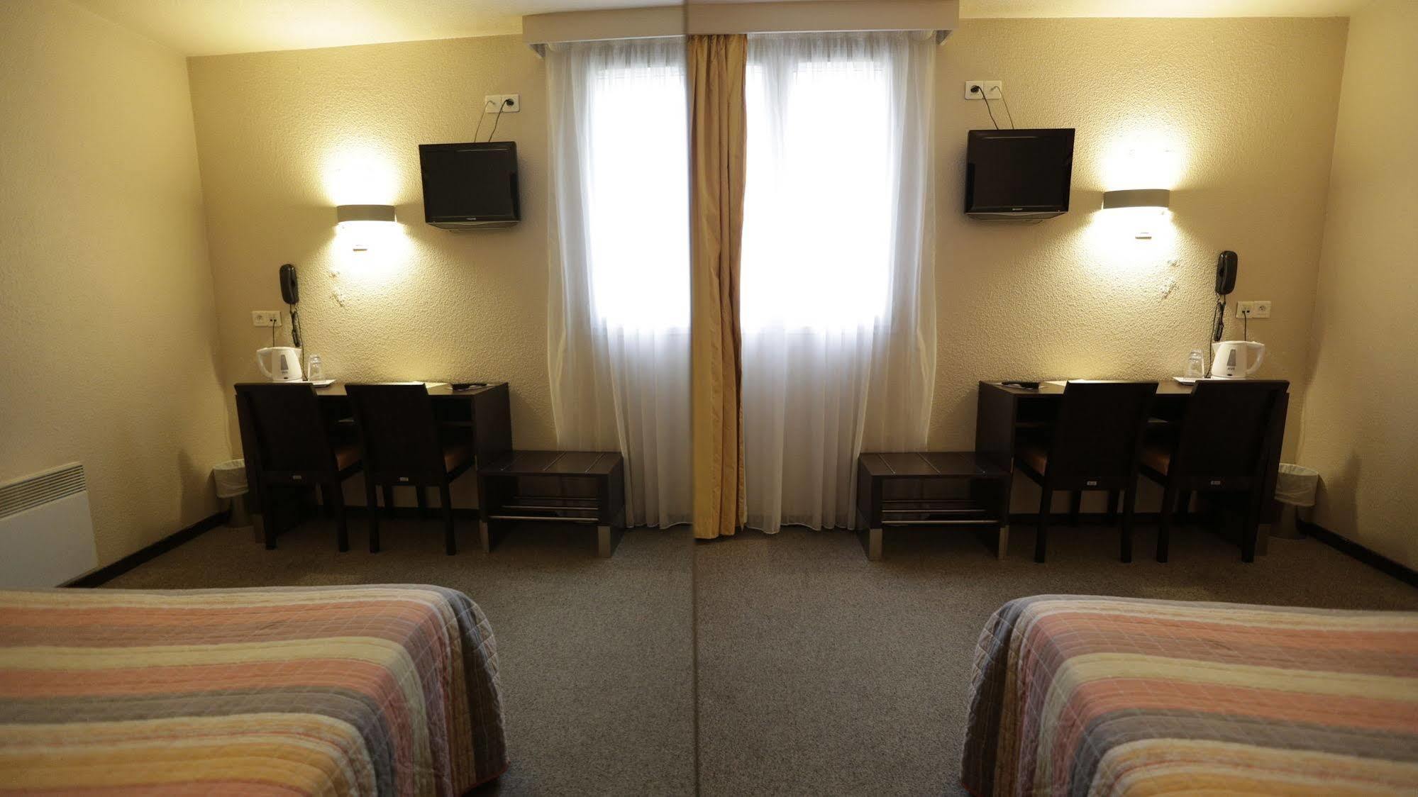 Au Petit Caporal 3* Maisons-Alfort