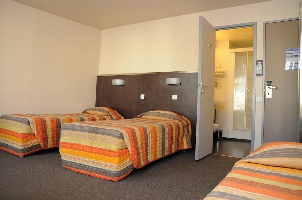 Hotel Au Petit Caporal 3*